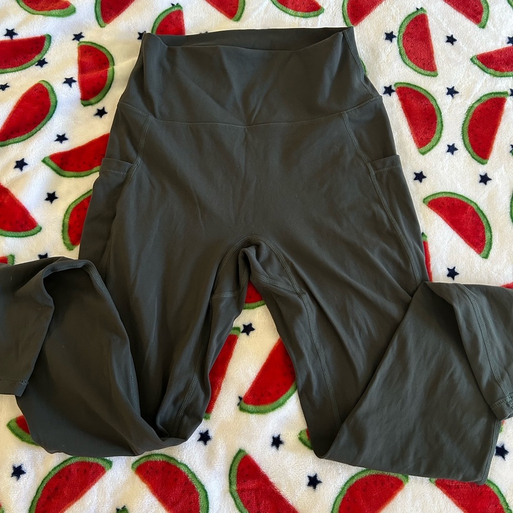 Dark Gray Buffbunny Leggings